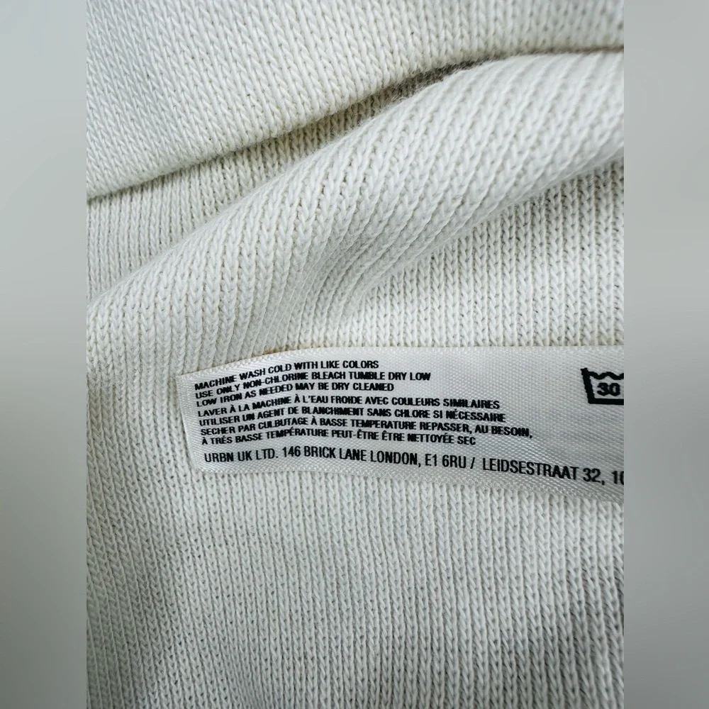 FB Beach Cream Waffle Knit Hoodie Women’s Size Large – Lightweight Pullover Top